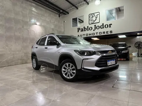 Chevrolet Tracker 1.2 Turbo usado (2022) color Gris precio u$s22.000