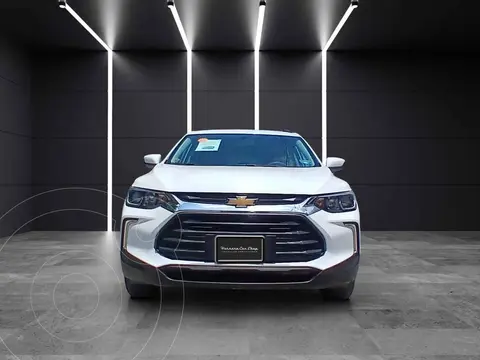 Chevrolet Tracker LT Aut usado (2023) color Blanco financiado en mensualidades(enganche $68,320 mensualidades desde $7,788)