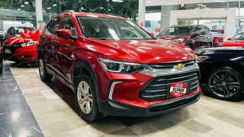 Chevrolet Tracker LS Aut usado (2023) color Rojo Cobrizo precio $318,000