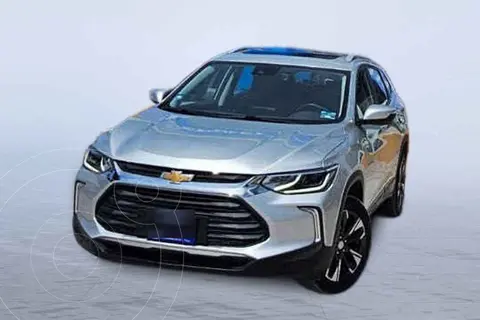 Chevrolet Tracker Premier Aut usado (2023) color Plata financiado en mensualidades(enganche $88,400 mensualidades desde $9,958)