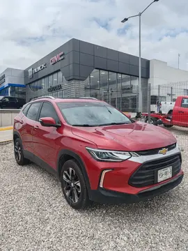 Chevrolet Tracker Premier Aut usado (2024) color Rojo financiado en mensualidades(enganche $119,900 mensualidades desde $10,716)