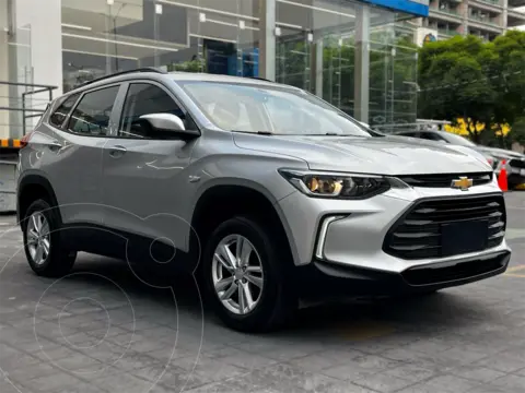Chevrolet Tracker LS Aut usado (2023) color plateado precio $295,000