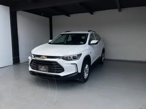 Chevrolet Tracker LS Aut usado (2023) color Blanco financiado en mensualidades(enganche $66,200)