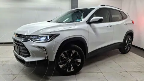 Chevrolet Tracker Premier Aut usado (2024) color Blanco financiado en mensualidades(enganche $92,400 mensualidades desde $9,115)