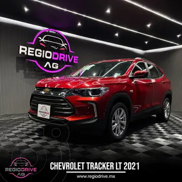 Chevrolet Tracker LT Aut usado (2021) color Rojo Flama financiado en mensualidades(enganche $60,980 mensualidades desde $7,239)
