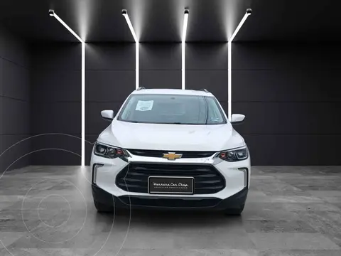 Chevrolet Tracker LS Aut usado (2023) color Blanco financiado en mensualidades(enganche $66,282 mensualidades desde $7,555)