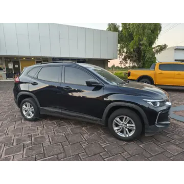 Chevrolet Tracker LS  (B), TA usado (2022) color Azul Oscuro precio $266,000
