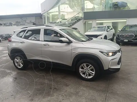 Chevrolet Tracker LS Aut usado (2023) color plateado precio $279,000