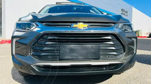 Chevrolet Tracker Premier Aut usado (2024) color verde musgo precio $358,500
