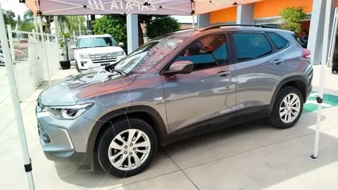 Chevrolet Tracker LT Aut usado (2022) color Gris Oscuro financiado en mensualidades(enganche $80,388 mensualidades desde $6,147)