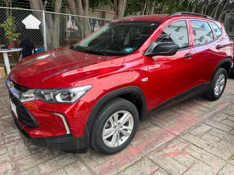 Chevrolet Tracker LS usado (2022) color Rojo Flama financiado en mensualidades(enganche $78,800 mensualidades desde $8,500)