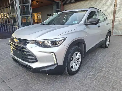 Chevrolet Tracker LS Aut usado (2021) color Plata precio $275,000