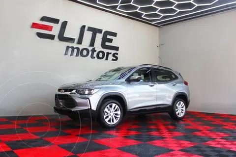 Chevrolet Tracker LT Aut usado (2024) color Gris precio $354,900