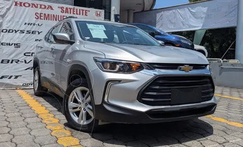 Chevrolet Tracker LS Aut usado (2023) color plateado financiado en mensualidades(enganche $119,600 mensualidades desde $5,259)