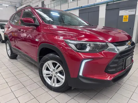 Chevrolet Tracker LS usado (2023) color Rojo precio $289,900