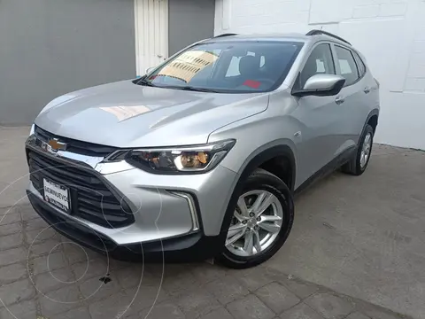 Chevrolet Tracker LS Aut usado (2023) color plateado precio $289,900