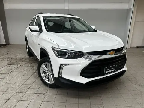 Chevrolet Tracker LS Aut usado (2023) color Gris Oscuro precio $299,800