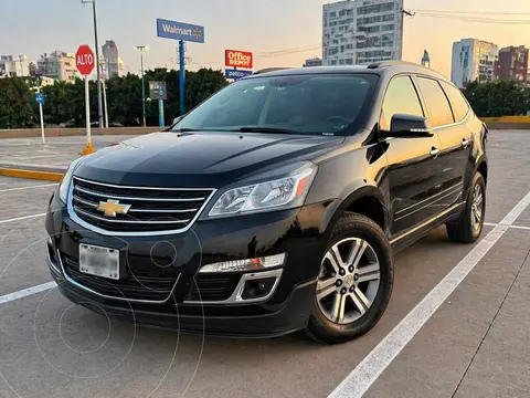 Chevrolet Traverse LT 7 Pasajeros usado (2015) color Negro Grafito precio $149,000