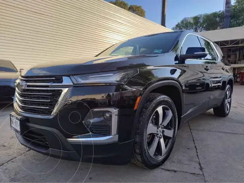 Chevrolet Traverse LT 8 Pasajeros usado (2022) color Negro precio $729,000