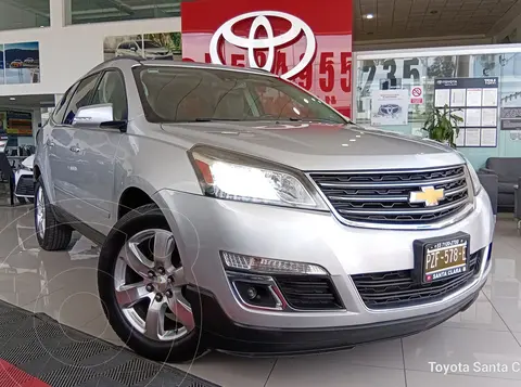 Chevrolet Traverse LT Piel usado (2017) color plateado precio $339,000