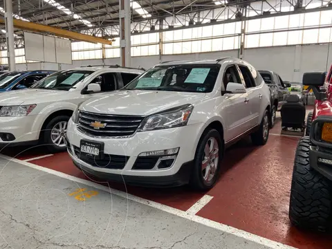 Chevrolet Traverse LT Piel usado (2016) color Blanco financiado en mensualidades(enganche $91,000 mensualidades desde $7,200)