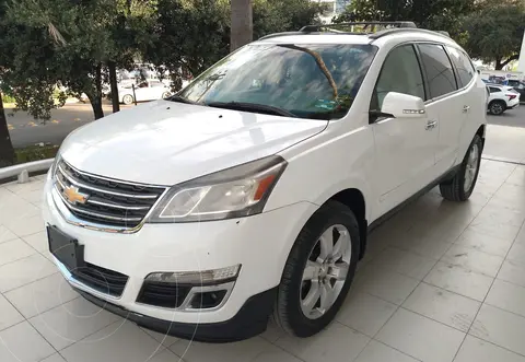 Chevrolet Traverse LT Piel usado (2016) color Blanco precio $229,000