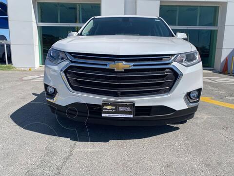 Chevrolet Traverse LT 7 Pasajeros usado (2021) color Blanco financiado en mensualidades(enganche $187,000 mensualidades desde $23,390)
