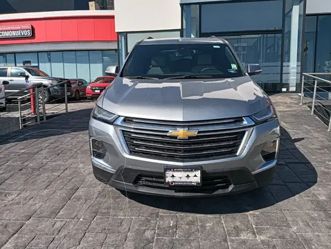 Chevrolet Traverse LT 7 Pasajeros usado (2023) color Gris precio $780,000