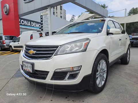 Chevrolet Traverse LT Piel usado (2015) color Blanco precio $298,000