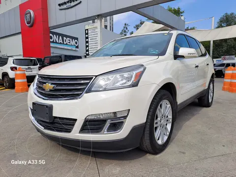 Chevrolet Traverse LT Piel usado (2015) color Blanco precio $312,000