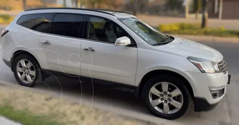 Chevrolet Traverse LT Piel usado (2017) color Blanco precio $295,000