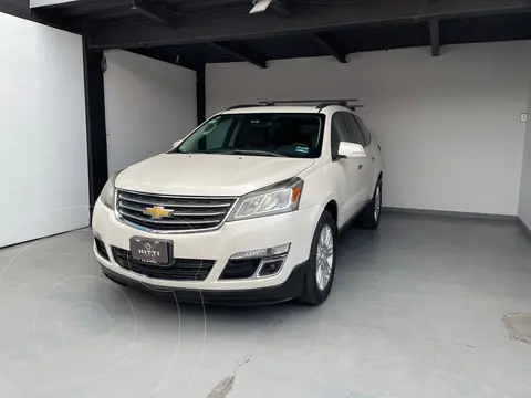 Chevrolet Traverse LT Piel usado (2015) color Blanco precio $228,000