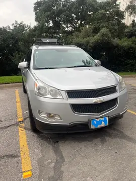 Chevrolet Traverse LT Piel usado (2012) color Plata Brillante precio $99,000