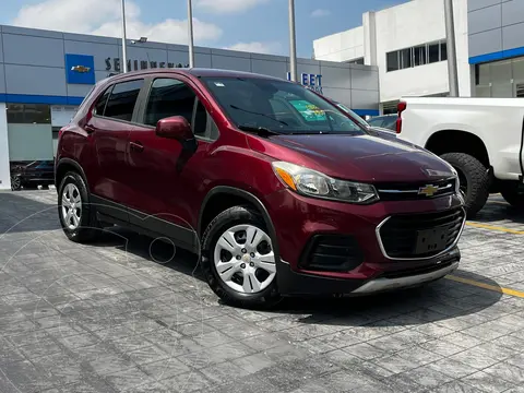 Chevrolet Trax LS usado (2017) color Rojo precio $220,000