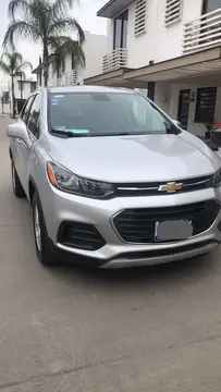 Chevrolet Trax LT usado (2017) color Rojo precio $222,000