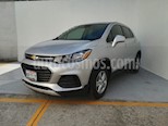 foto Chevrolet Trax LT usado (2018) color Plata Brillante precio $257,000