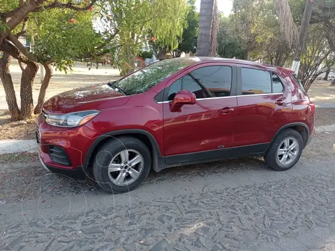 Chevrolet Trax LT Aut usado (2018) color Rojo Tinto precio $275,000