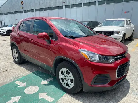 Chevrolet Trax LS usado (2018) color Rojo precio $280,000