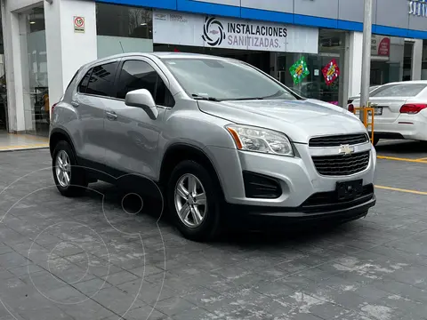 Chevrolet Trax LT usado (2014) color plateado precio $175,000