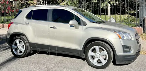 Chevrolet Trax LTZ usado (2016) color Champagne precio $300,000