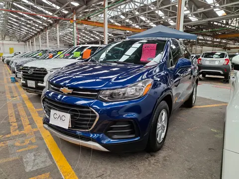 Chevrolet Trax LT usado (2017) color Azul Oscuro financiado en mensualidades(enganche $55,000 mensualidades desde $5,000)