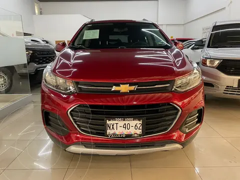 Chevrolet Trax LT Aut usado (2020) color Rojo financiado en mensualidades(enganche $81,205 mensualidades desde $6,971)