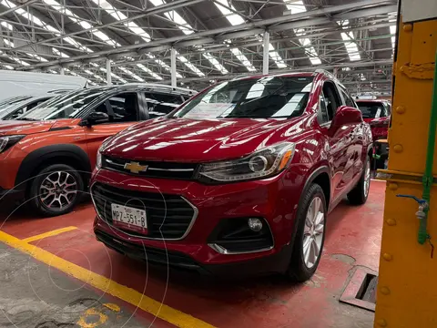 Chevrolet Trax LT Aut usado (2020) color Rojo Tinto financiado en mensualidades(enganche $57,500 mensualidades desde $5,100)
