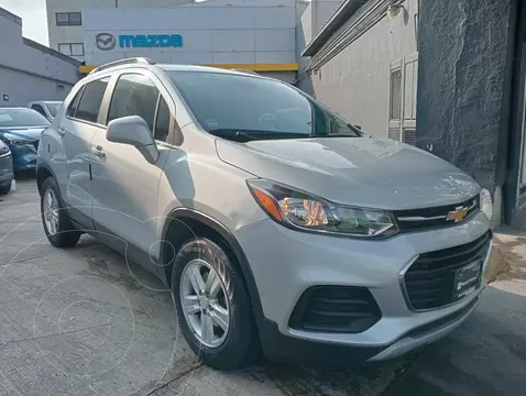 Chevrolet Trax LT Aut usado (2020) color plateado precio $220,000