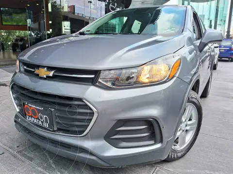 Chevrolet Trax LS usado (2020) color Gris precio $280,000