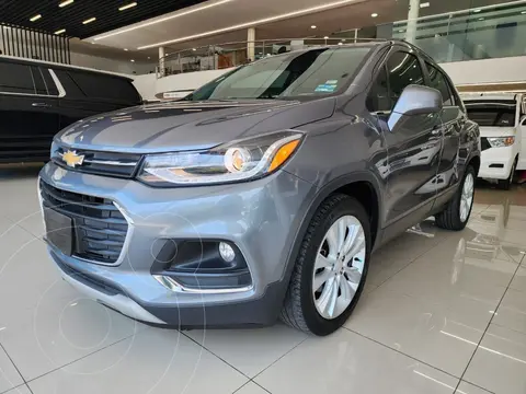 Chevrolet Trax Premier Aut usado (2020) color Gris Oscuro financiado en mensualidades(enganche $61,079 mensualidades desde $6,159)