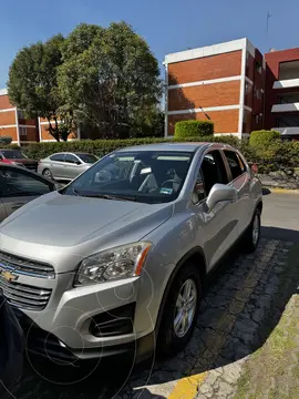 Chevrolet Trax LT Aut usado (2016) color Plata Brillante precio $200,500