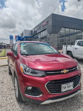 Chevrolet Trax Premier Aut usado (2020) color Rojo financiado en mensualidades(enganche $94,012 mensualidades desde $8,403)