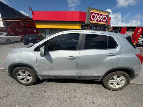 Chevrolet Trax LT usado (2016) color Gris precio $130,000