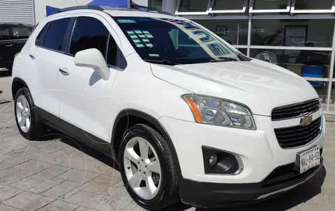 Chevrolet Trax LTZ usado (2015) color Blanco Galaxia financiado en mensualidades(enganche $72,933 mensualidades desde $7,812)